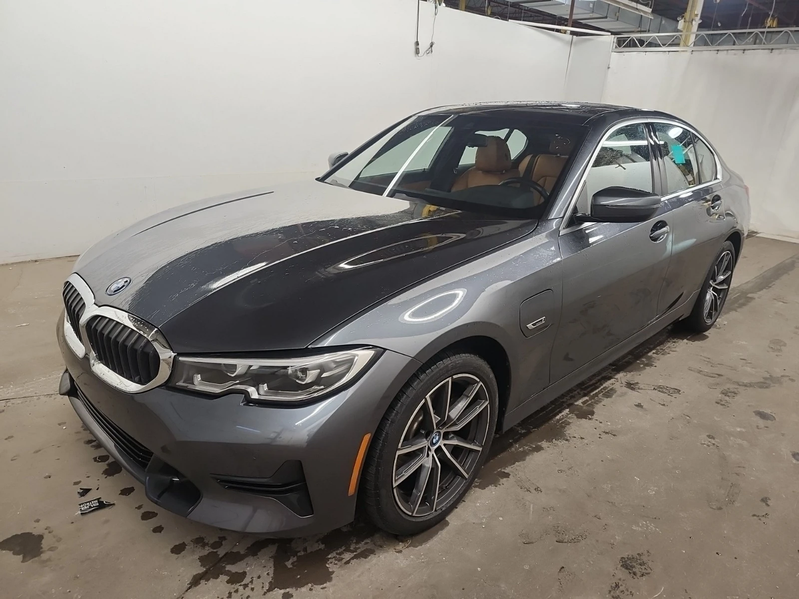 BMW 330 E HYBRID * * CARFAX * * АВТО КРЕДИТ * * , снимка 1