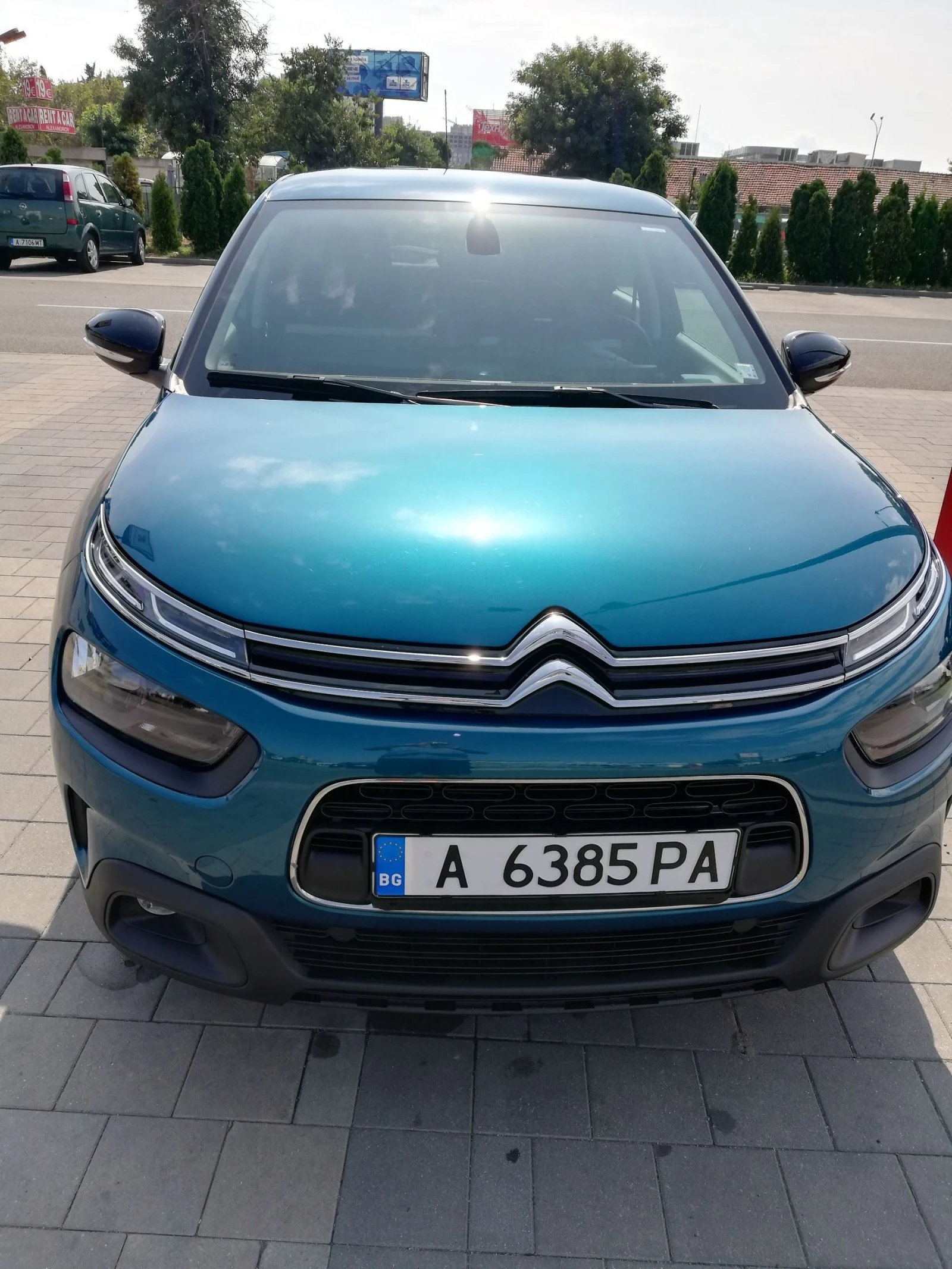 Citroen C4 Cactus  Phase 2 PureTech, crossover  - изображение 2