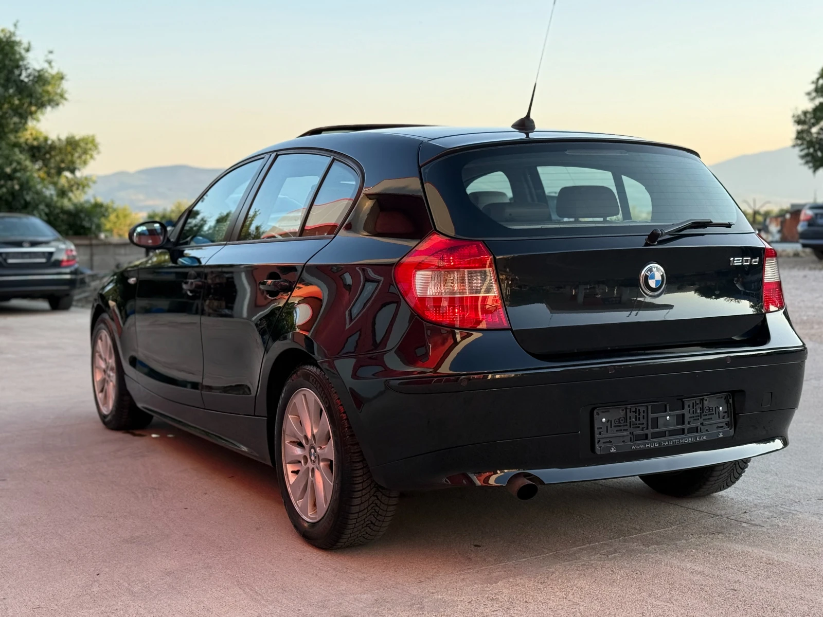BMW 120 Auto/Navi/Black - изображение 4