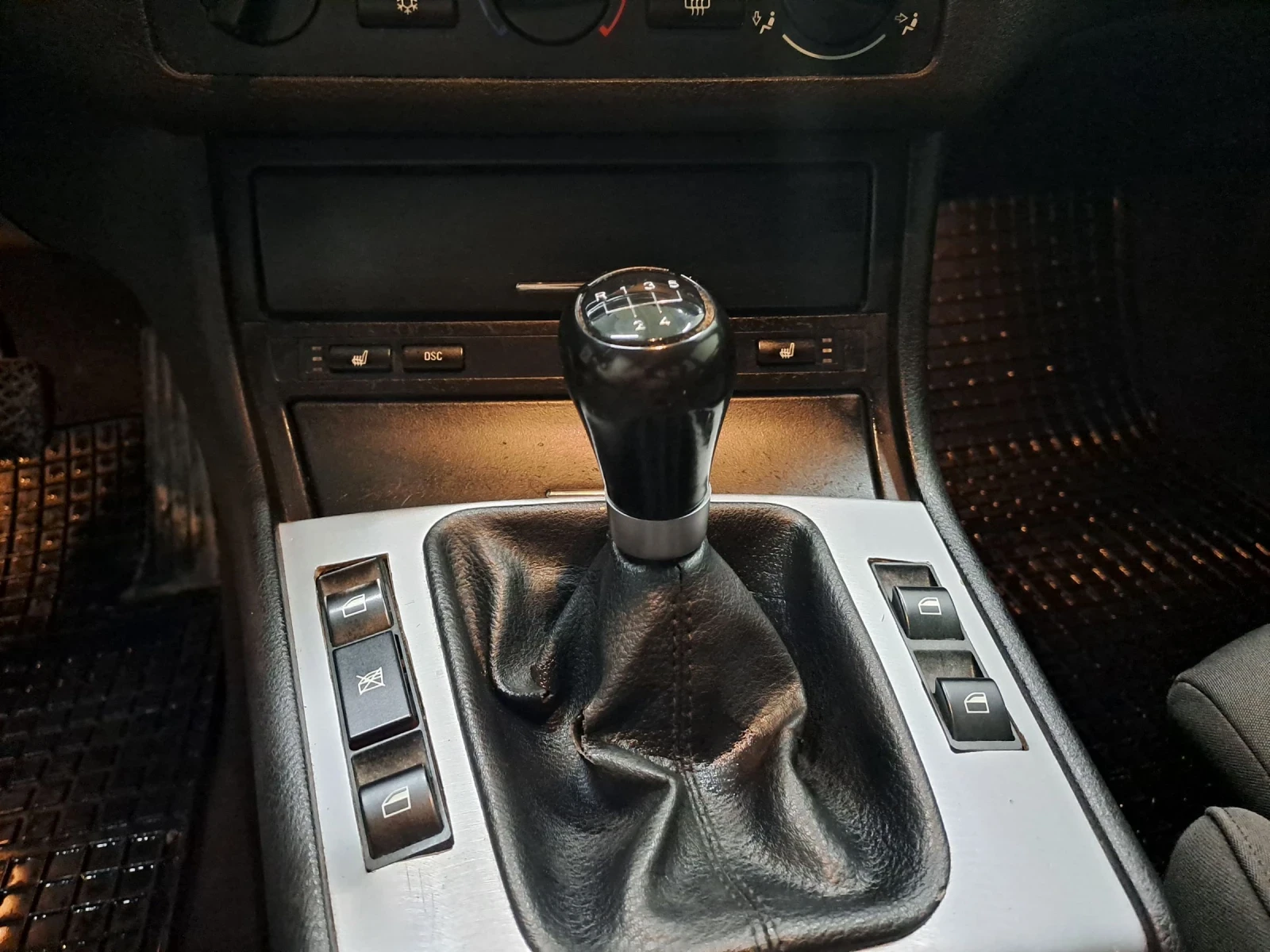 BMW 320 2.2 - изображение 9