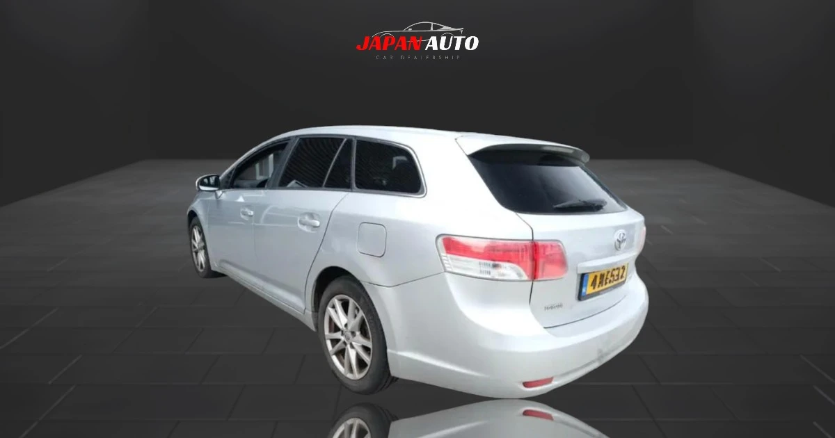 Toyota Avensis 2.2 D-4D EXECUTIVE! Очакван внос!  - изображение 3