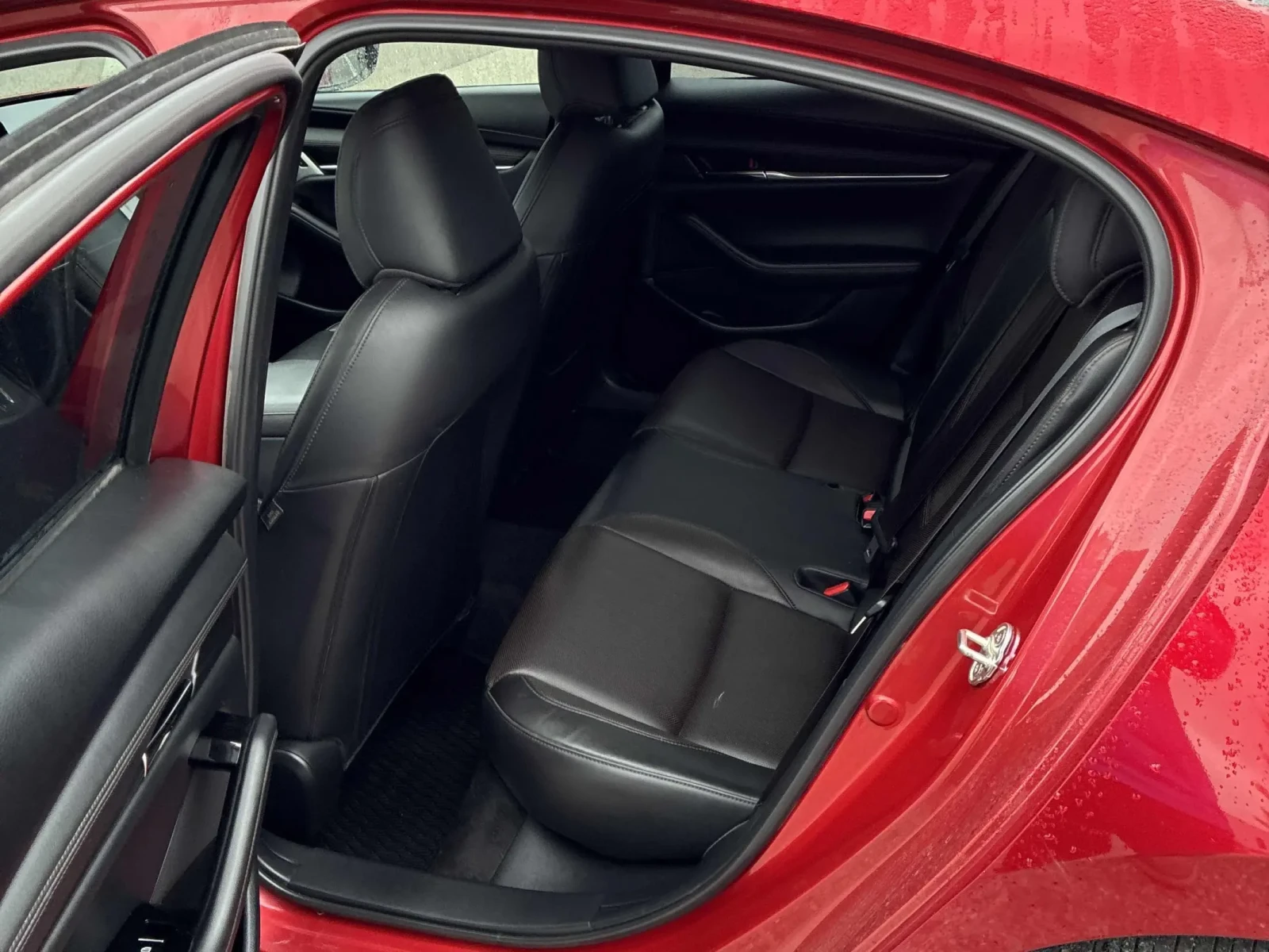 Mazda 3 GT * CARFAX *    | Mobile.bg   12