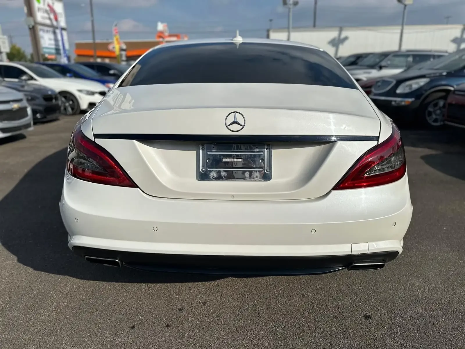 Mercedes-Benz CLS 550 * CARFAX * ФИНАНСИРАНЕ  - изображение 4