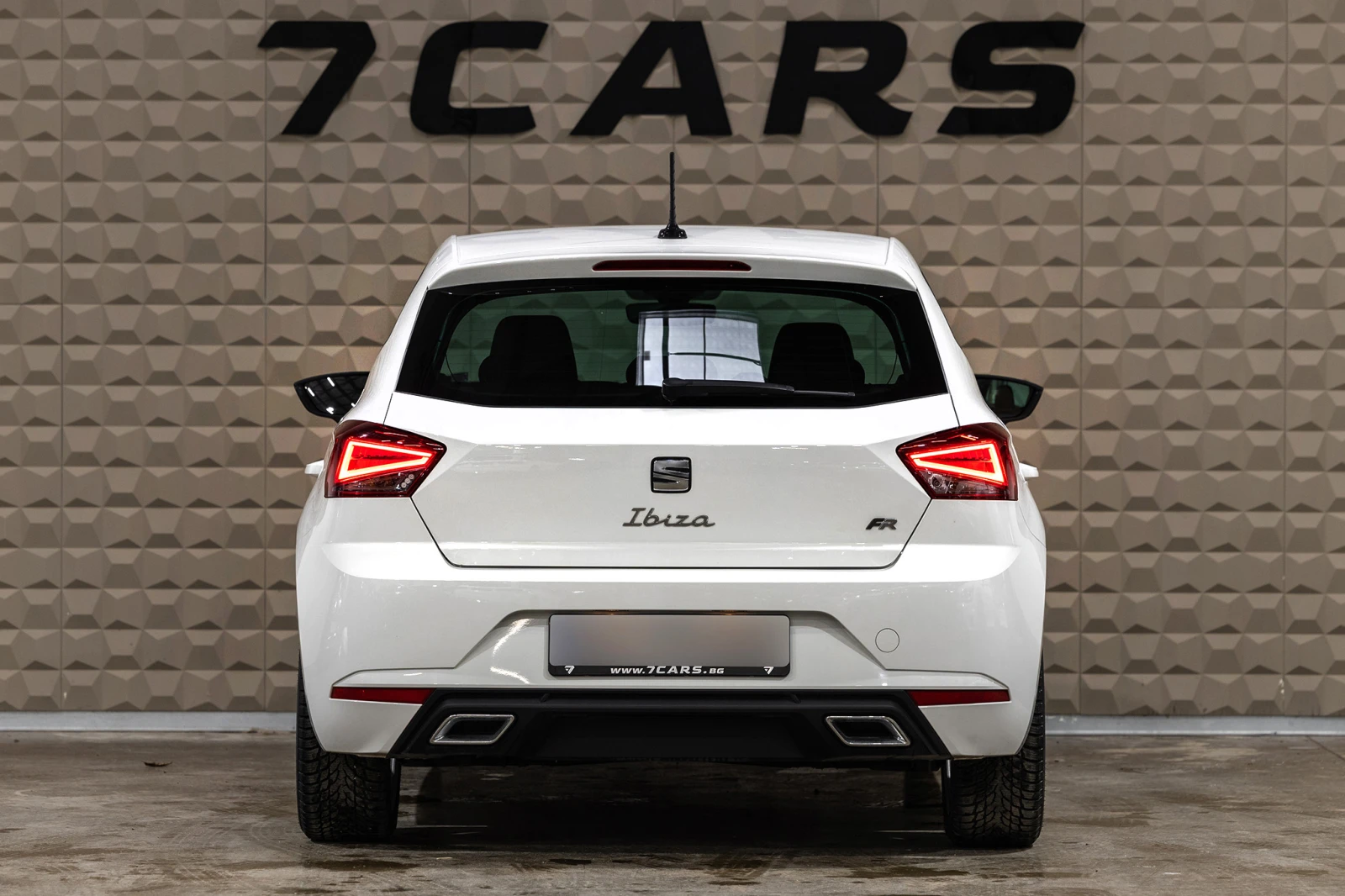 Seat Ibiza FR Подгрев на седалки * Apple CarPlay/Android Auto - изображение 5