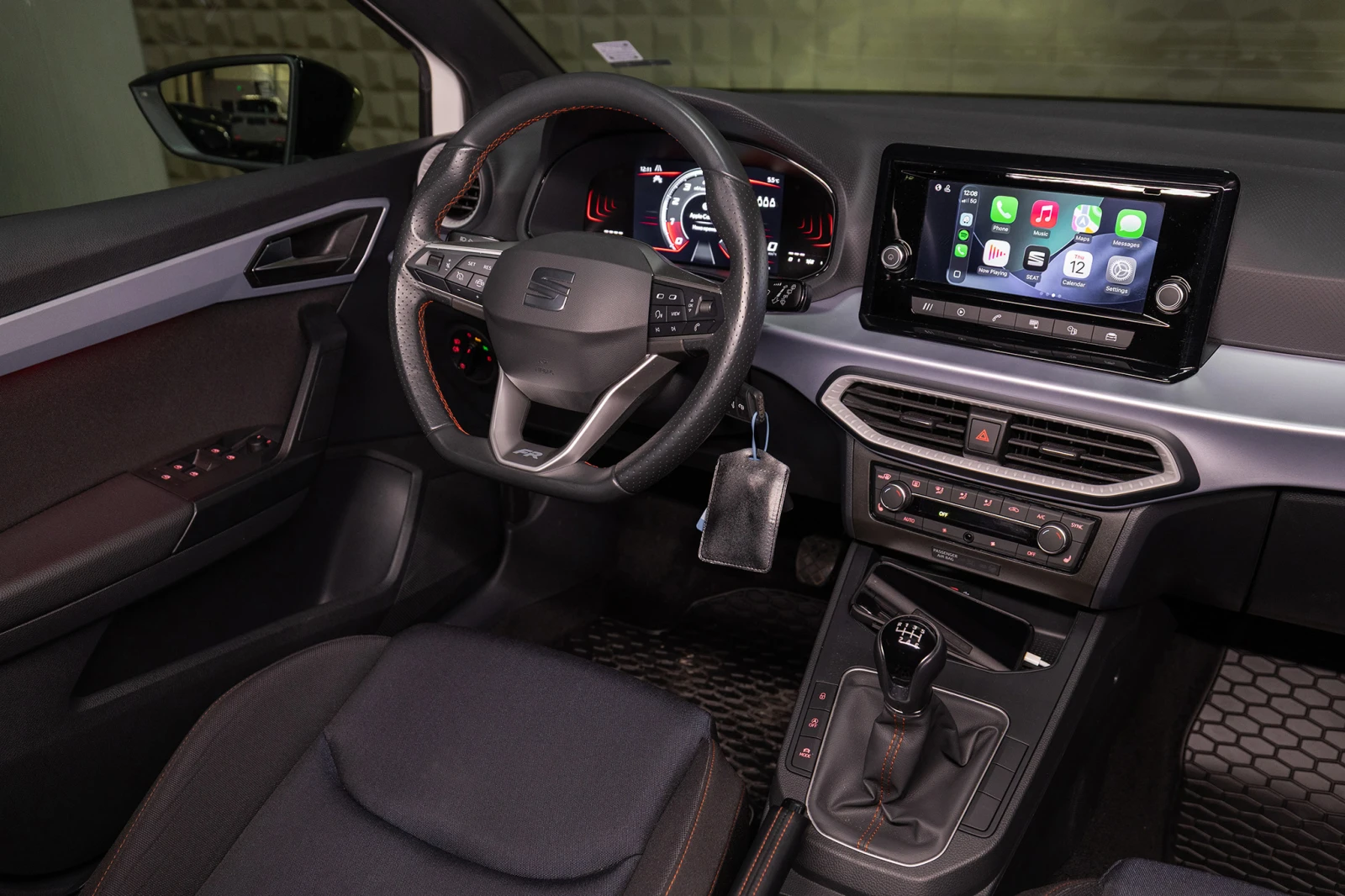 Seat Ibiza FR ������� �� ������� * Apple CarPlay/Android Auto | Mobile.bg � ����������� 11