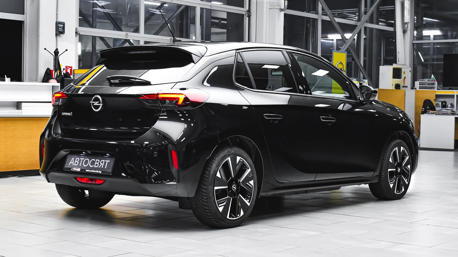 Opel Corsa e-GS Line 50 kWh - изображение 6