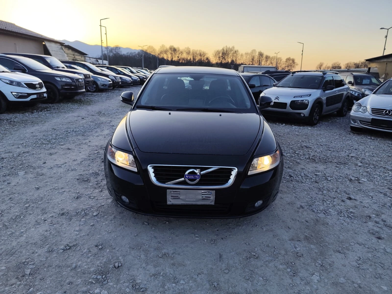 Volvo V50 1.6 дизел Италия, снимка 2 - Автомобили и джипове - 53814216