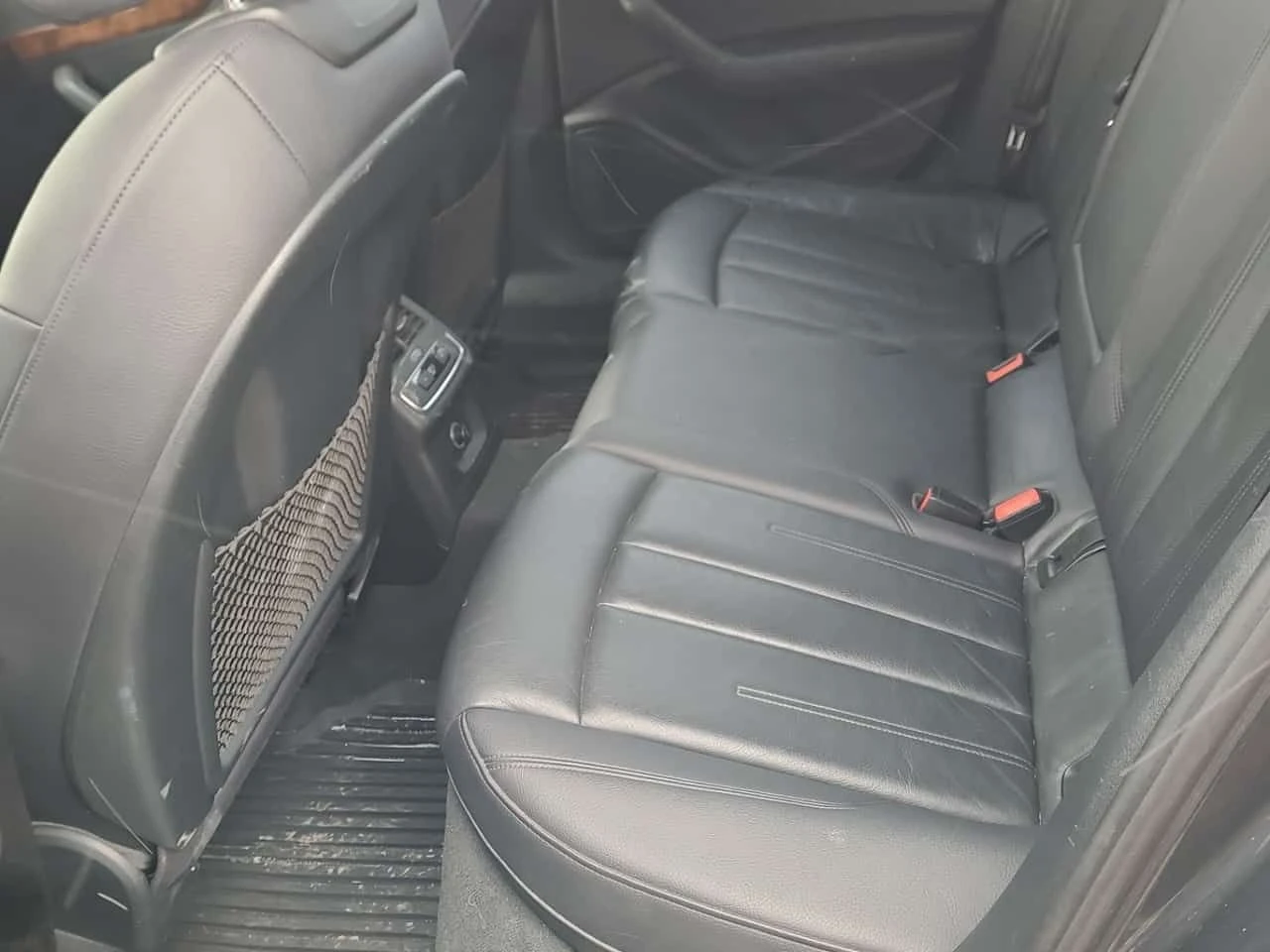 Audi A4 Technik /CARFAX /Панорама/Подгрев/2 ключа/, снимка 11 - Автомобили и джипове - 53880156