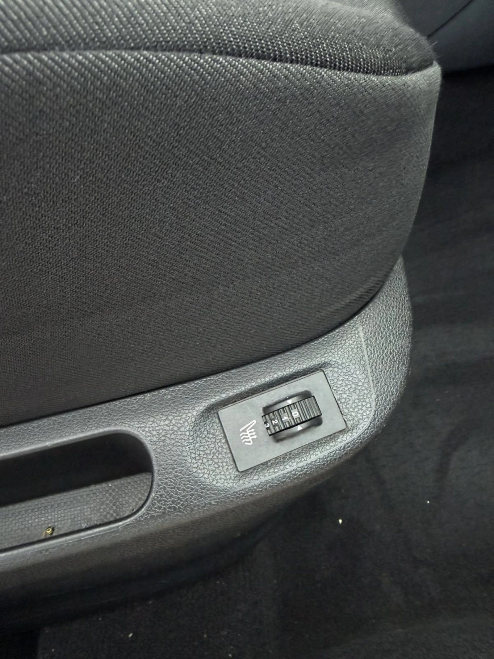 Peugeot 308 1.6HDI , снимка 11 - Автомобили и джипове - 53894248