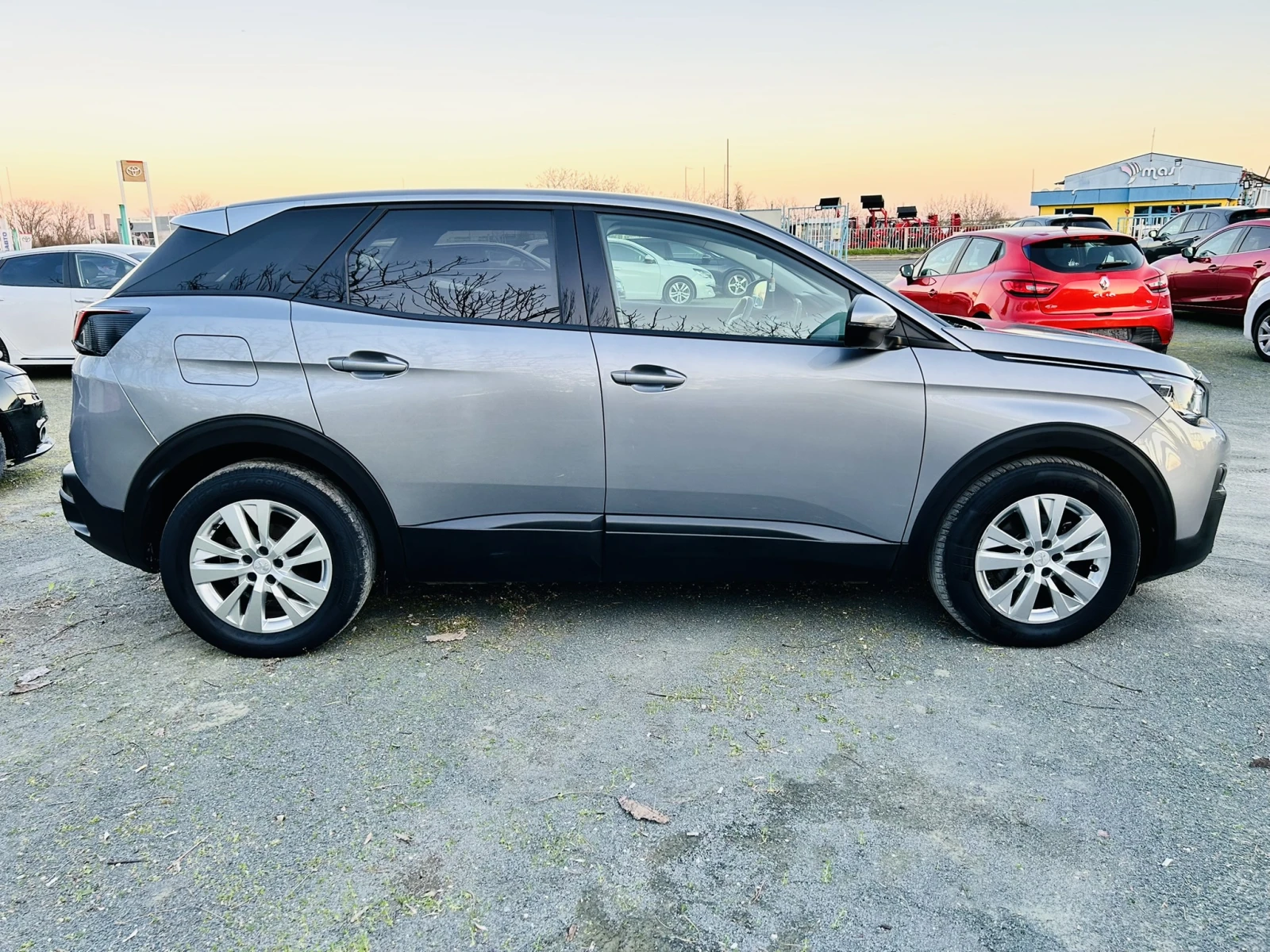 Peugeot 3008 1.6Blue HDI* AUTO* NAVI* Virtual, снимка 6 - Автомобили и джипове - 54141228