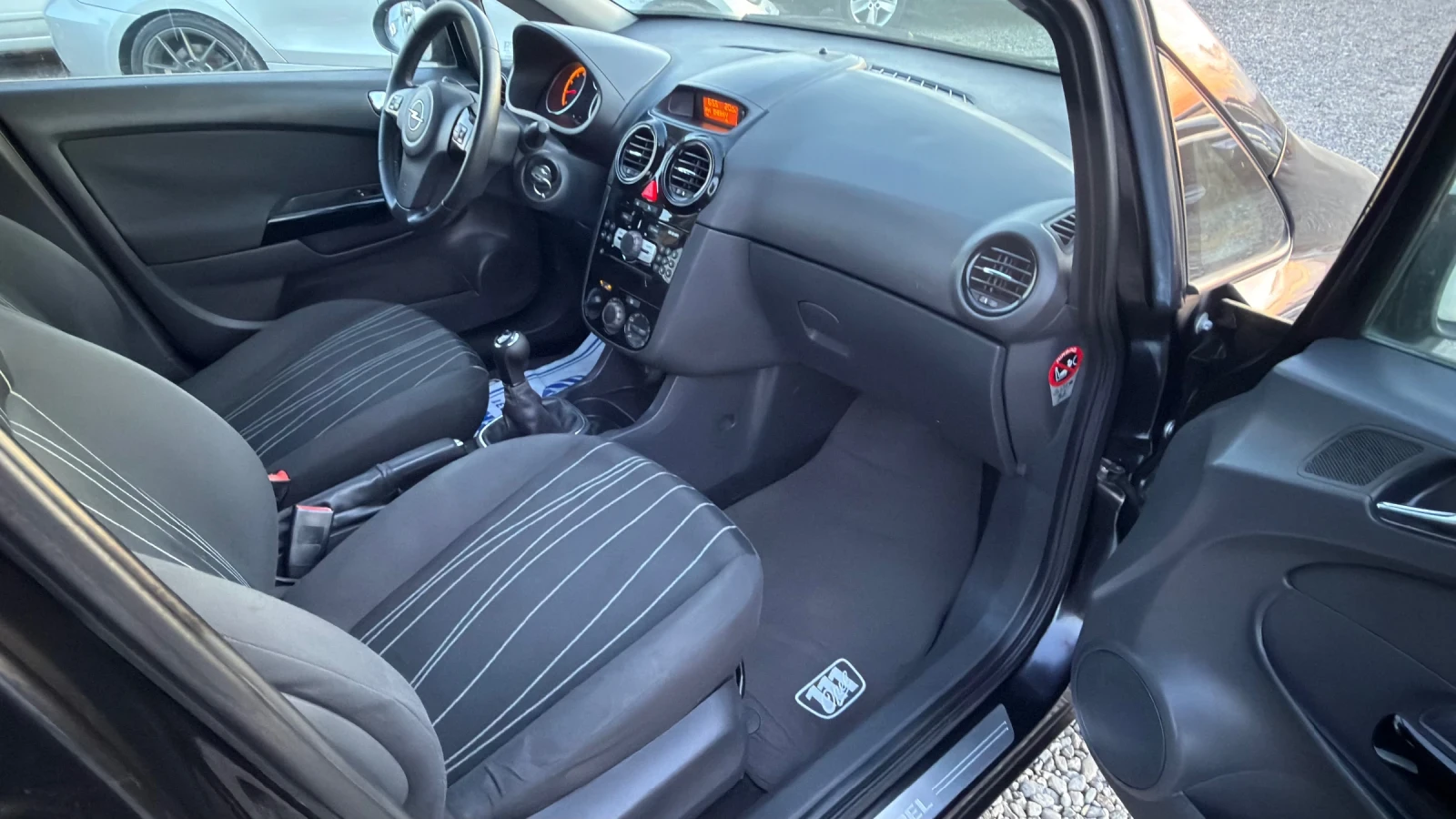 Opel Corsa 1.2i 86kc 111 Edition | Mobile.bg � ����������� 11