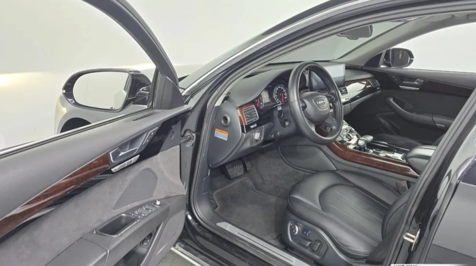 Audi A8 3.0 / BOSE / QUATTRO / ОБДУХВАНЕ / ПАМЕТИ, снимка 10 - Автомобили и джипове - 54427655