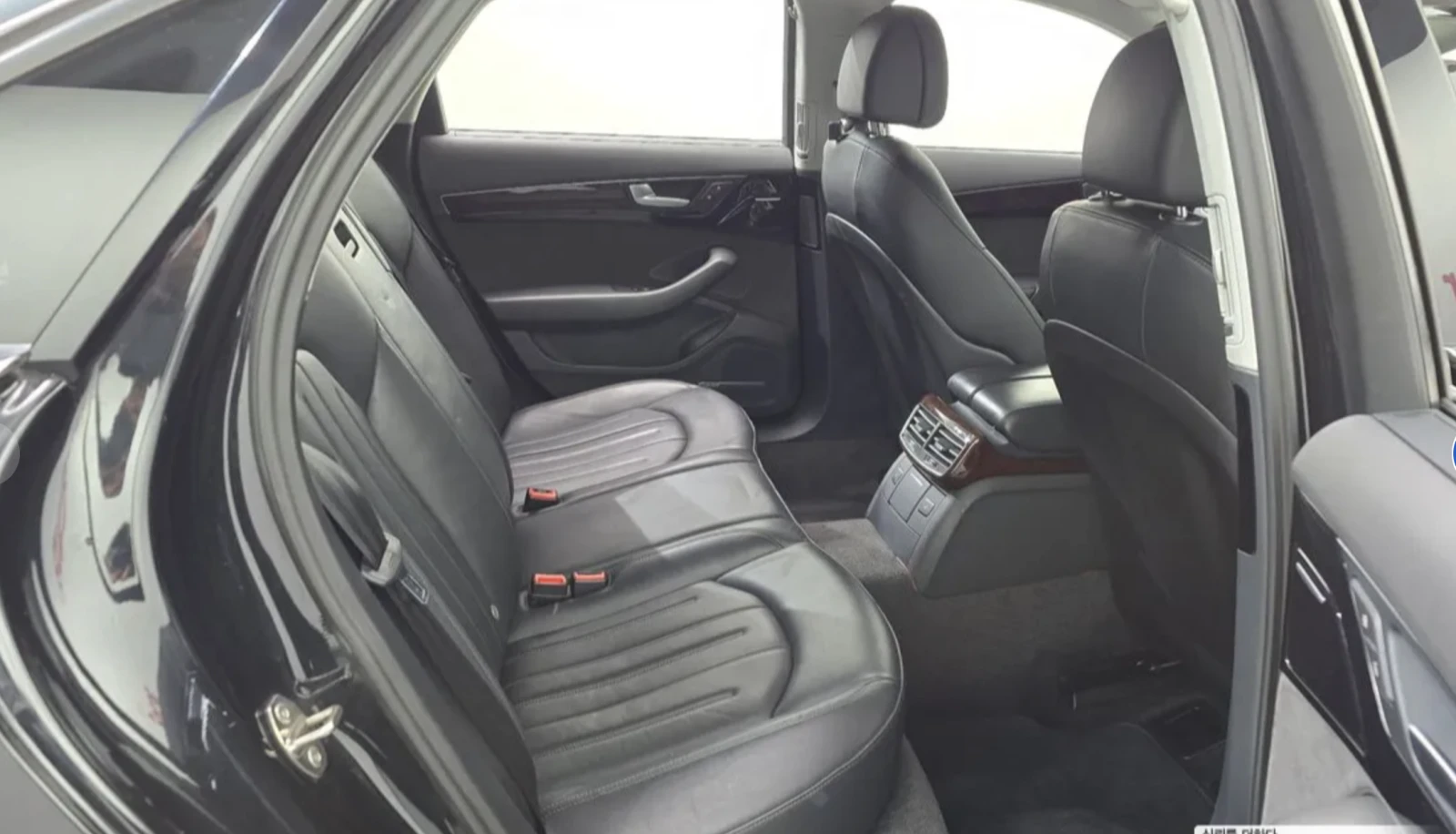 Audi A8 3.0 / BOSE / QUATTRO / ОБДУХВАНЕ / ПАМЕТИ, снимка 12 - Автомобили и джипове - 54427655