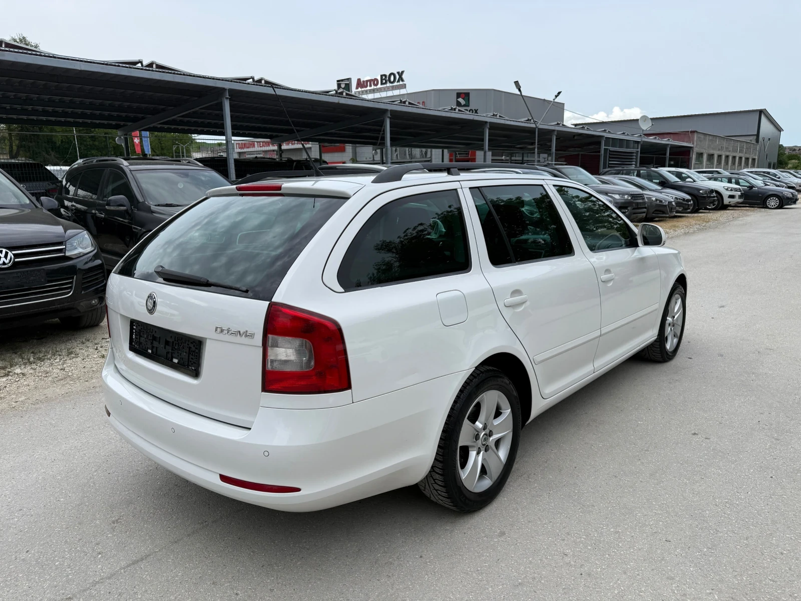 Skoda Octavia 1.6TDI - 105к.с. , снимка 4 - Автомобили и джипове - 54477622