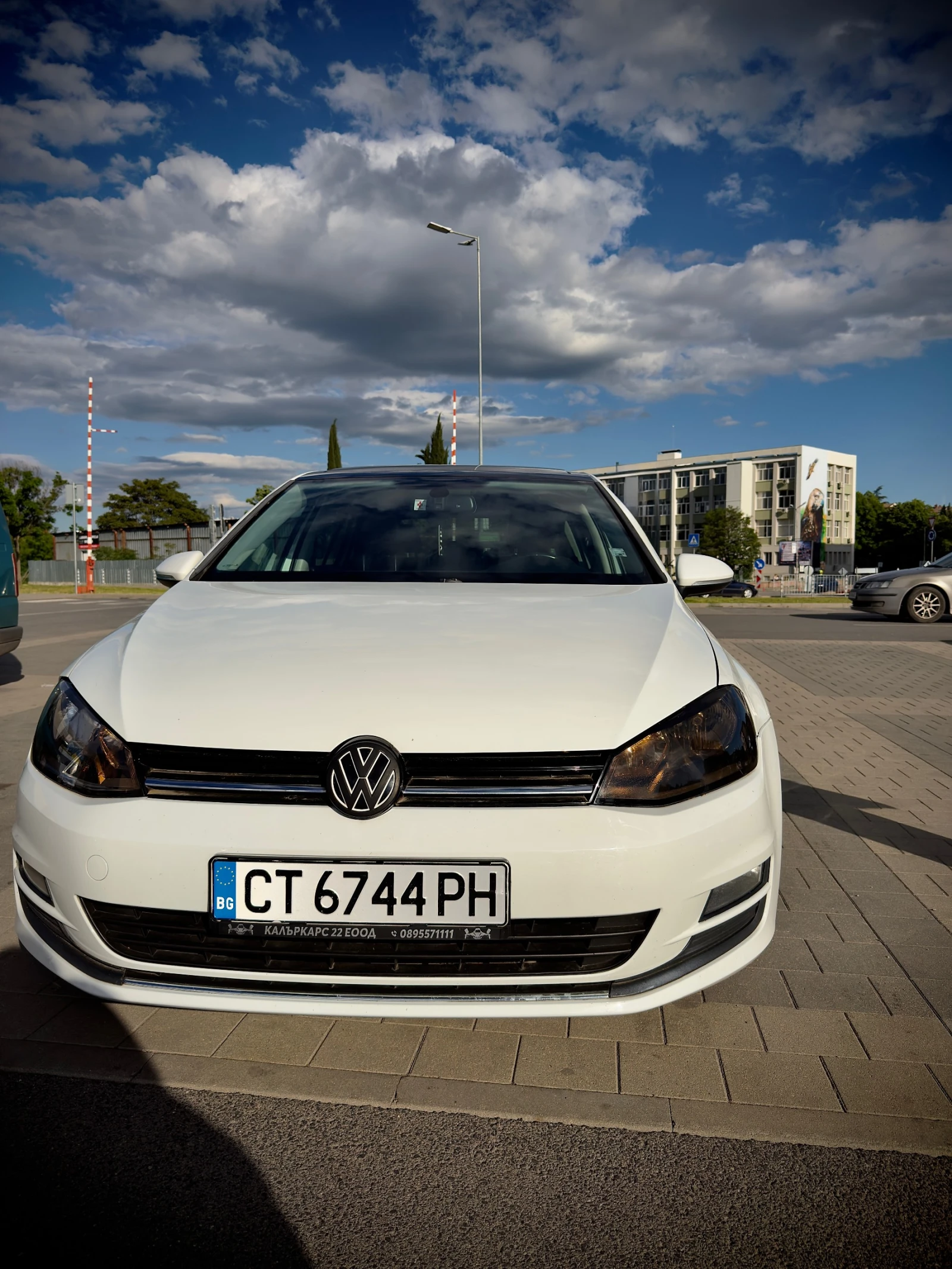 VW Golf, снимка 2 - Автомобили и джипове - 54598654