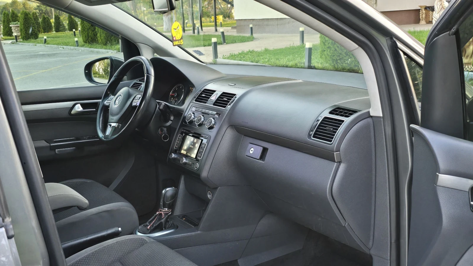 VW Touran DSG ����� ���� | Mobile.bg � ����������� 12