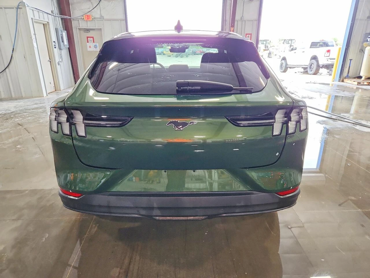 Ford Mustang Mach-E Select, снимка 6 - Автомобили и джипове - 54647753