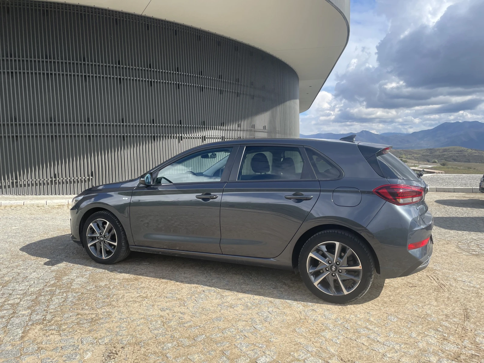 Hyundai I30 1.6 CRDi N-Line 48V, снимка 3 - Автомобили и джипове - 54815355
