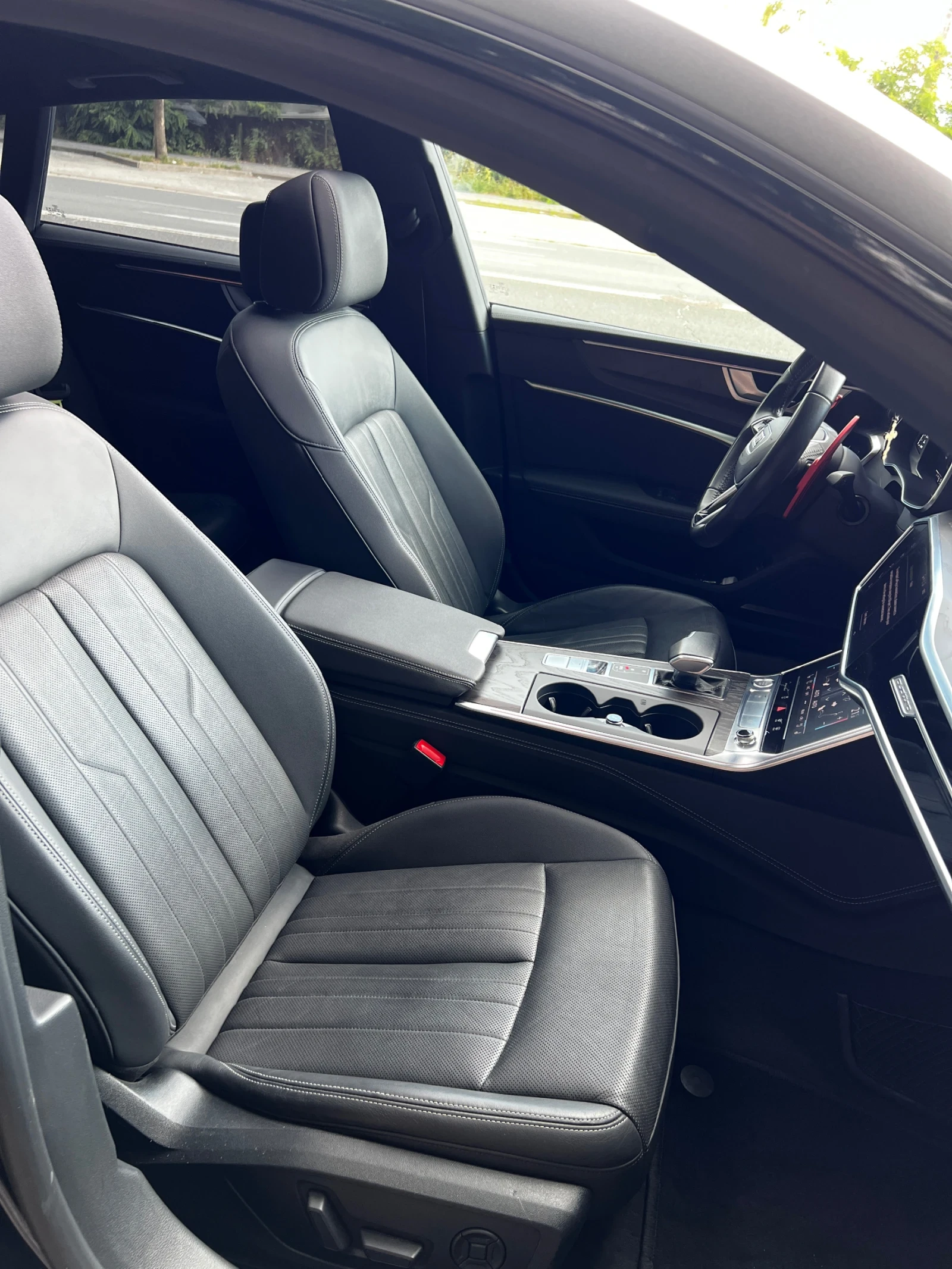 Audi A7, снимка 12 - Автомобили и джипове - 55157536