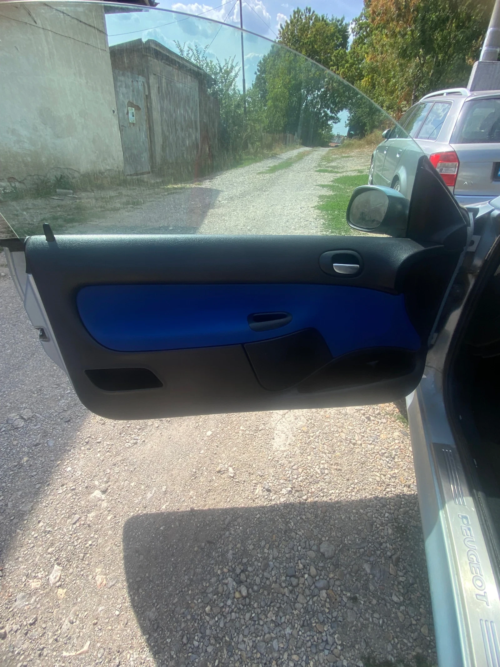 Peugeot 206 CC, снимка 2 - Автомобили и джипове - 55338507