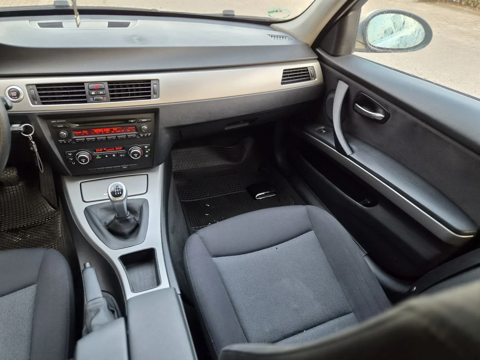 BMW 320 170кс, снимка 8 - Автомобили и джипове - 55648673