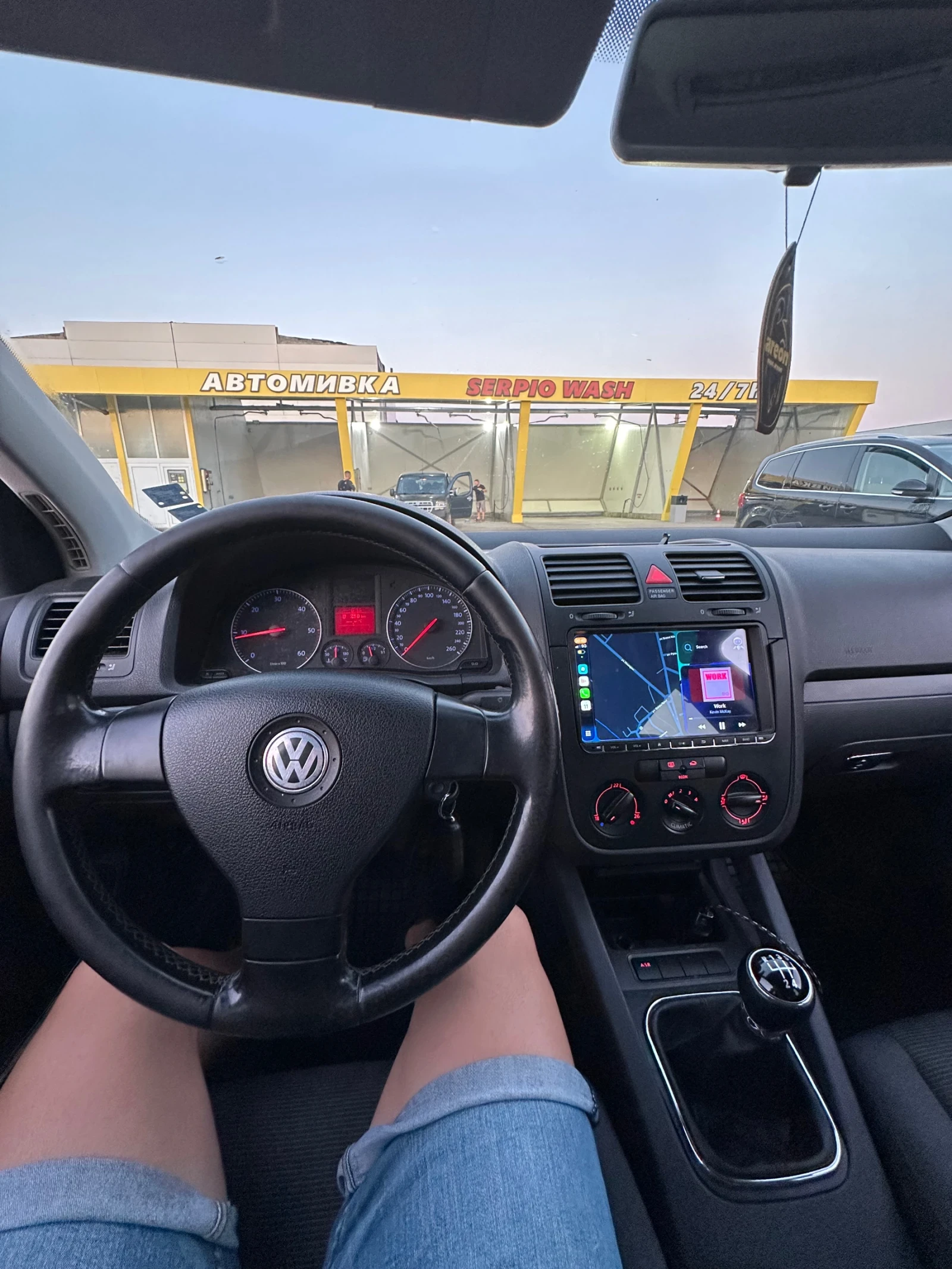 VW Golf 1.9 TDI, снимка 8 - Автомобили и джипове - 56274260