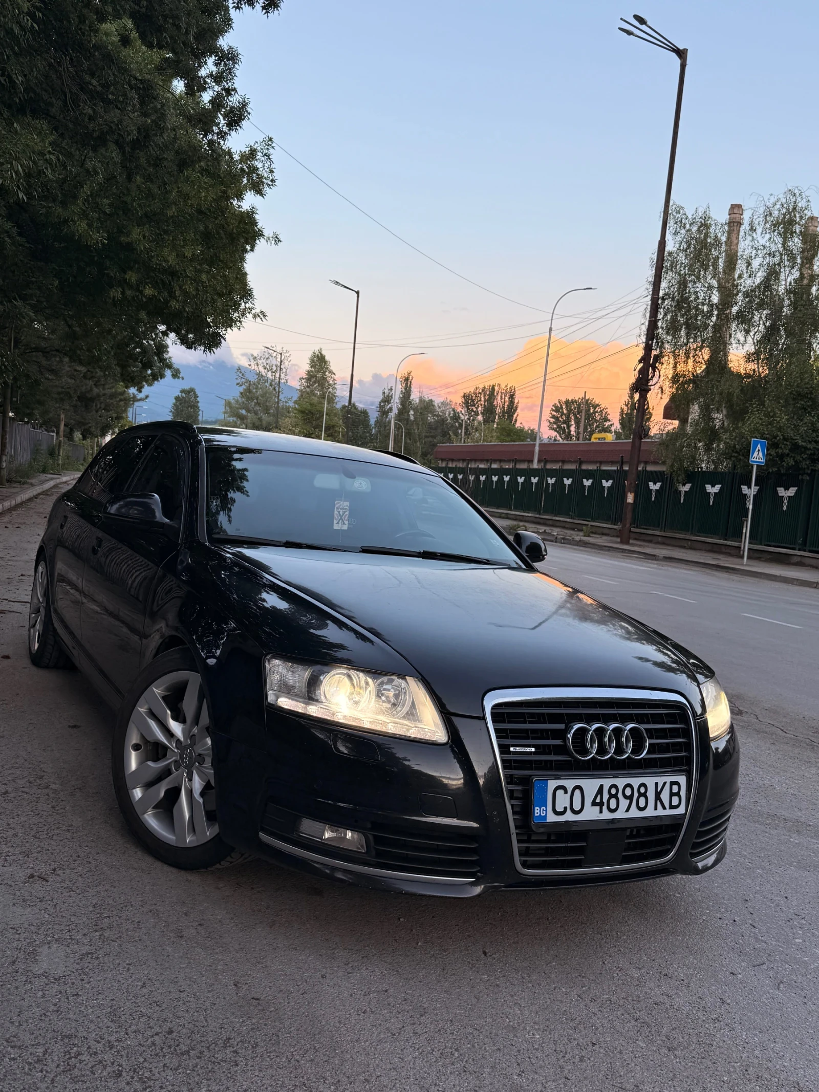 Audi A6, снимка 2 - Автомобили и джипове - 56601787