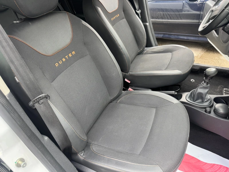Dacia Duster 1.5 DCI, снимка 8 - Автомобили и джипове - 53270721