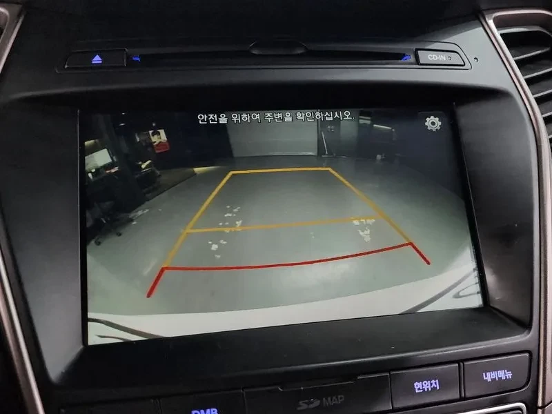 Hyundai Santa fe 2.0, снимка 14 - Автомобили и джипове - 54255453