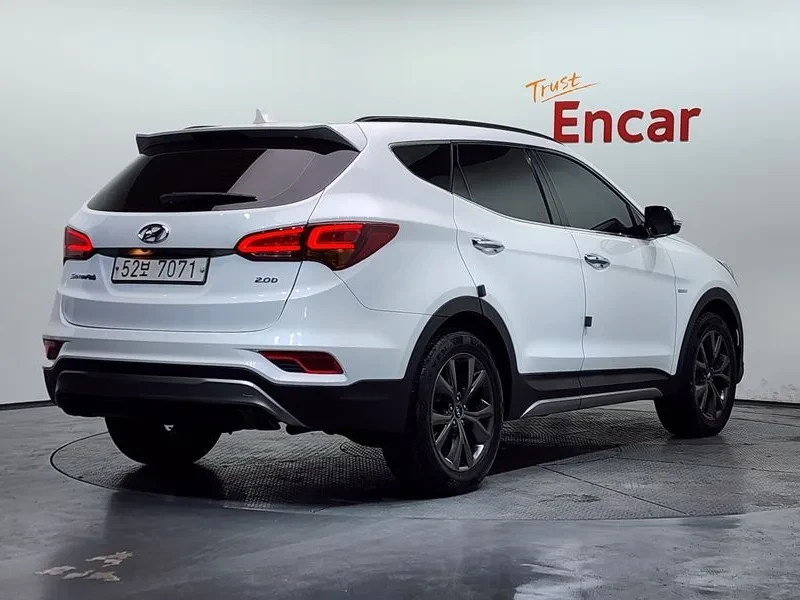 Hyundai Santa fe 2.0, снимка 2 - Автомобили и джипове - 54255453