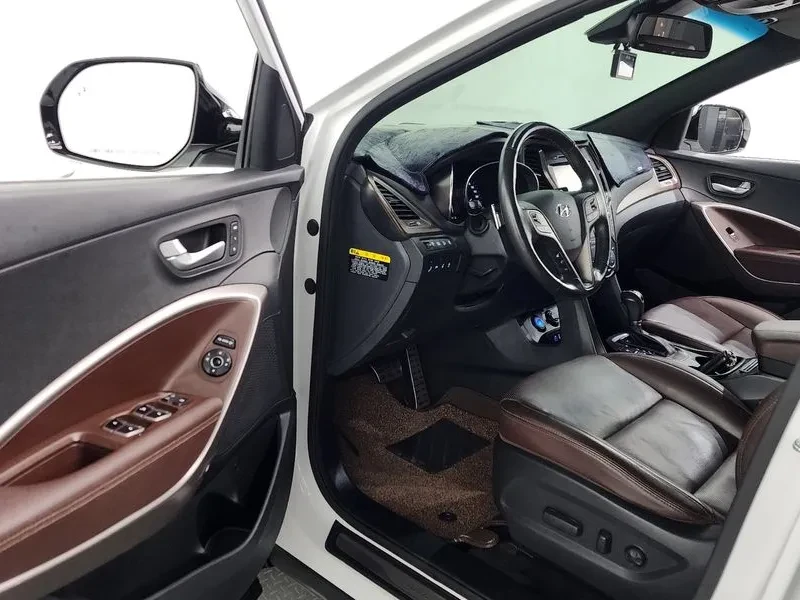 Hyundai Santa fe 2.0, снимка 10 - Автомобили и джипове - 54255453