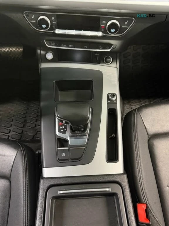 Audi Q5 ACC * Premium * АвтоКредит * (ЦЕНА ДО БГ), снимка 16 - Автомобили и джипове - 55893044