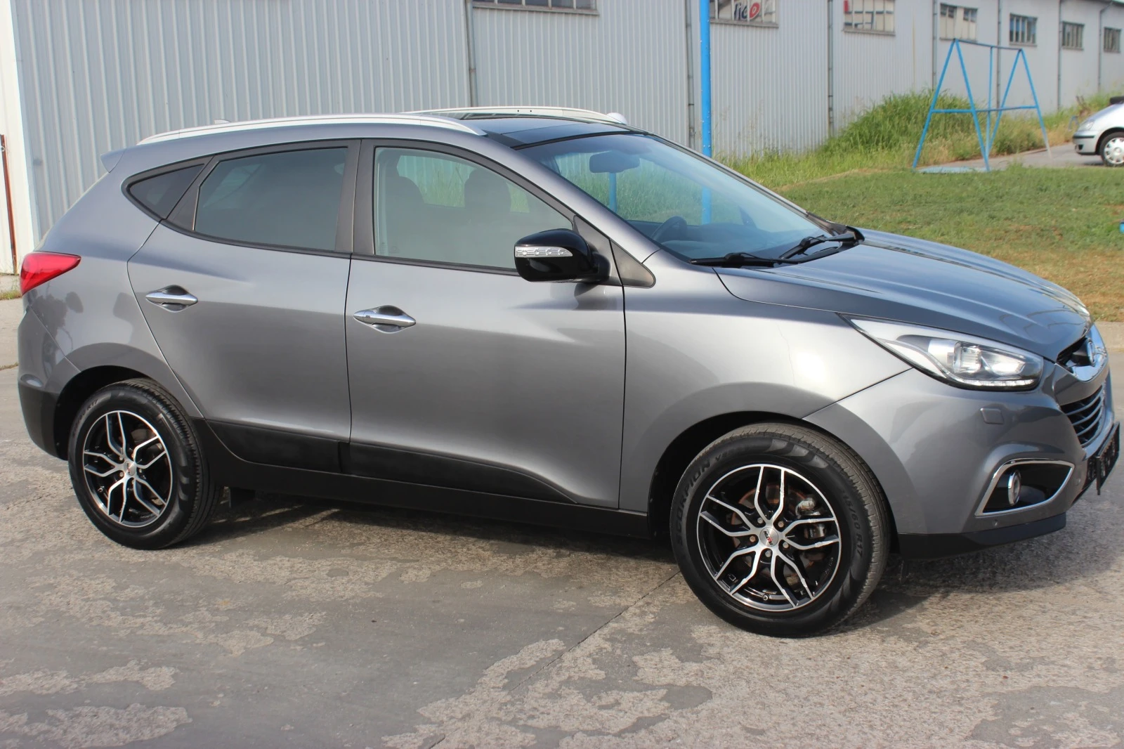 Hyundai IX35 2.0crdi 184к.с. АВТОМАТ, НАВГАЦИЯ, ПАНОРАМА, КОЖА - изображение 4