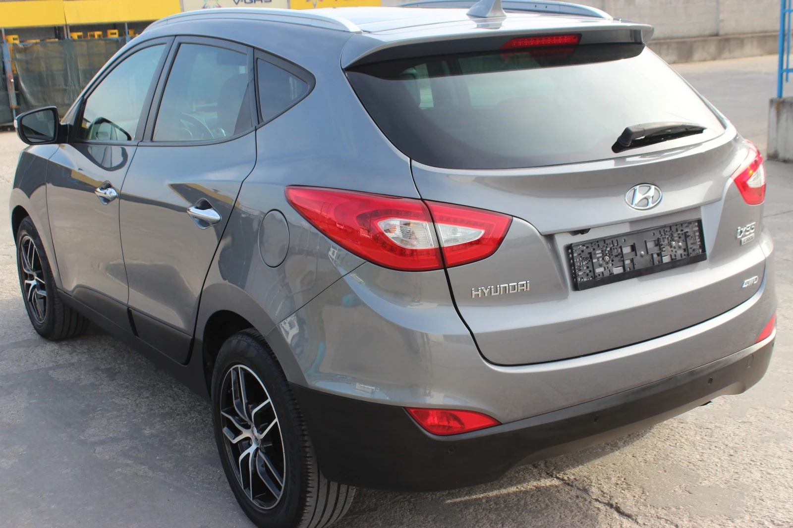 Hyundai IX35 2.0crdi 184к.с. АВТОМАТ, НАВГАЦИЯ, ПАНОРАМА, КОЖА - изображение 7