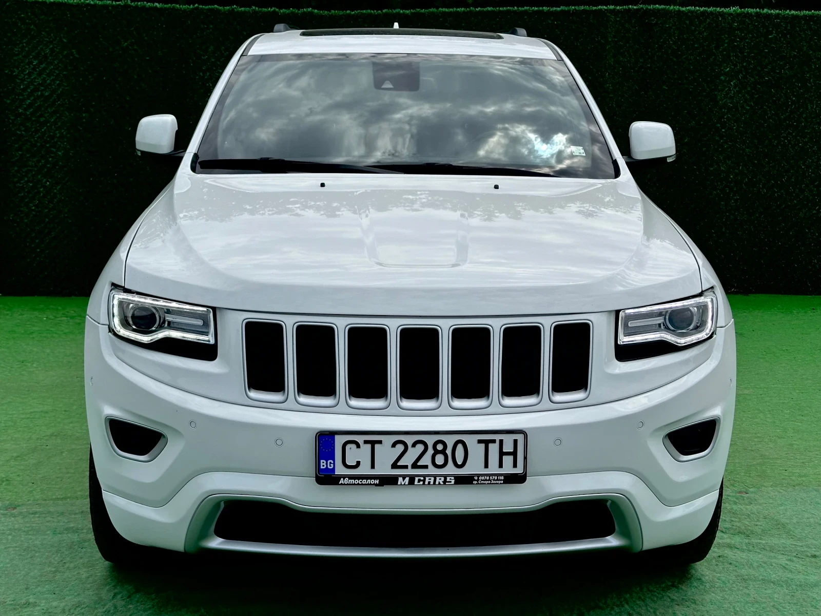 Jeep Grand cherokee OVERLAND  ШВЕЙЦАРИЯ  PANORAMA 4x4 - изображение 3