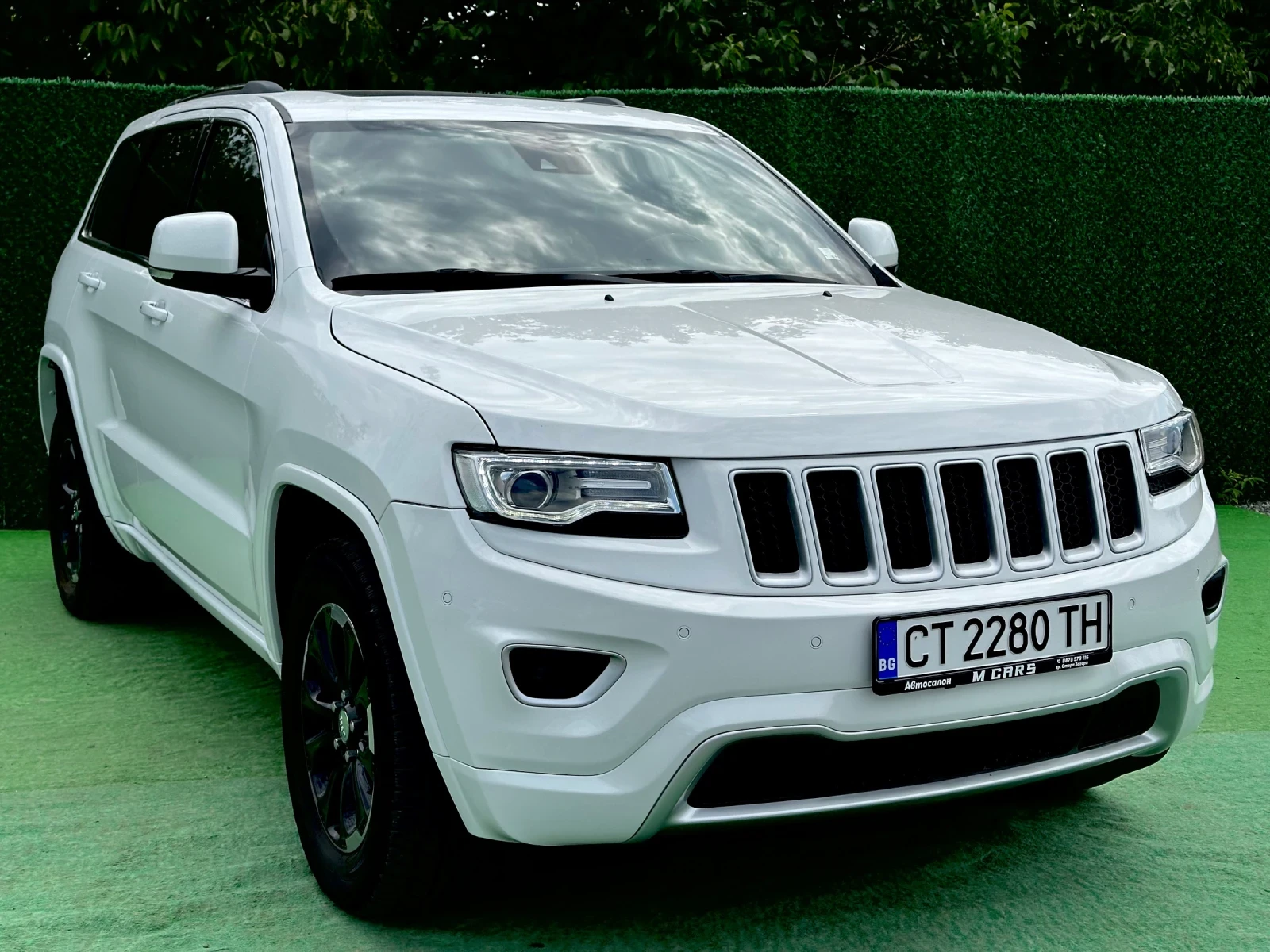 Jeep Grand cherokee OVERLAND  ШВЕЙЦАРИЯ  PANORAMA 4x4 - изображение 2