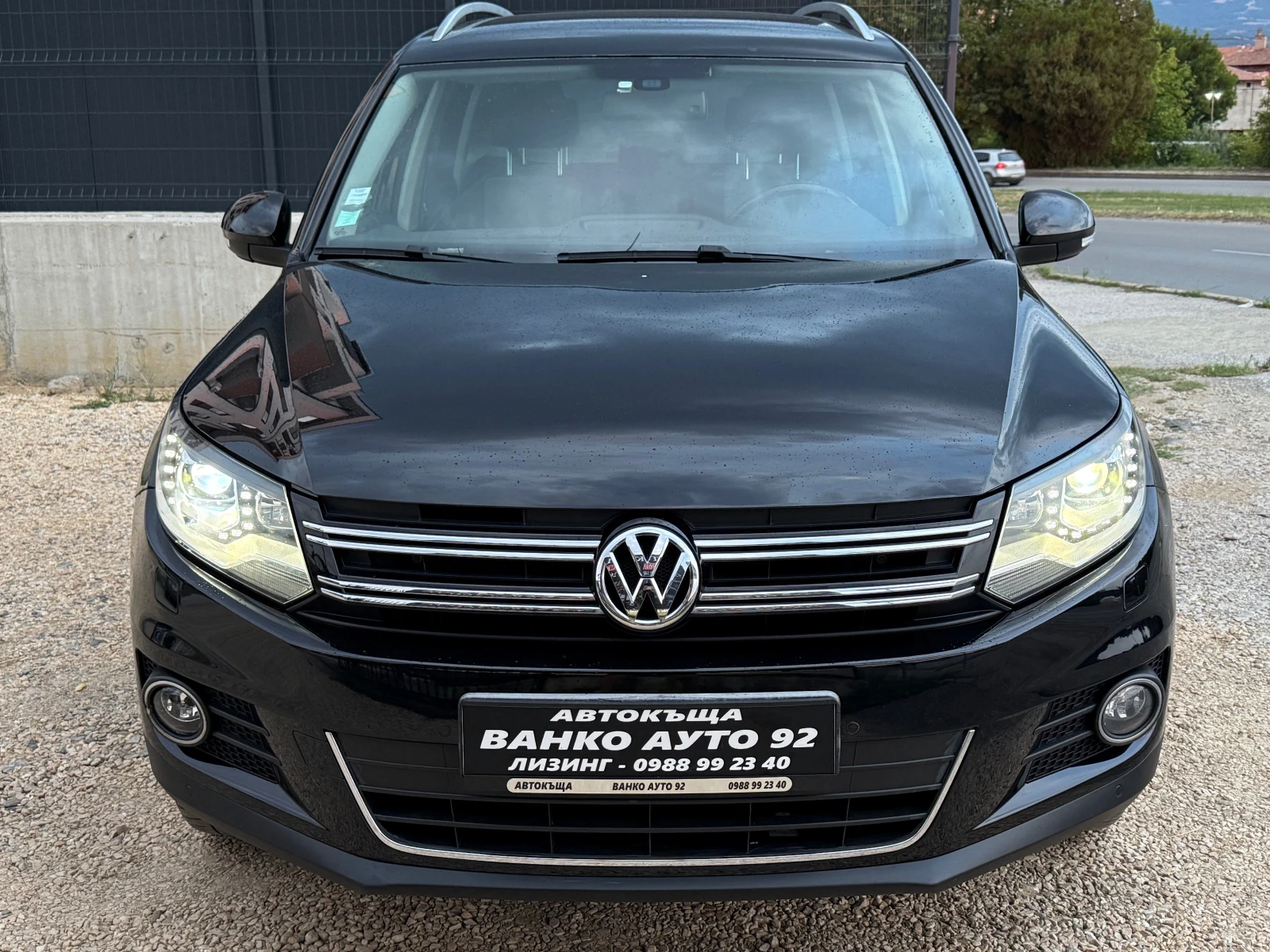 VW Tiguan Автоматик 4х4 - изображение 2