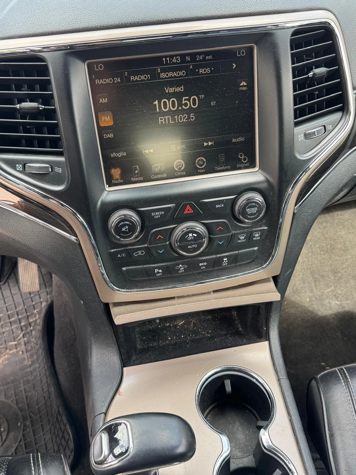 Jeep Grand cherokee OVERLAND* ПАНОРАМА* ПОДГРЕВ* ОБДУХВАНЕ*  - изображение 5