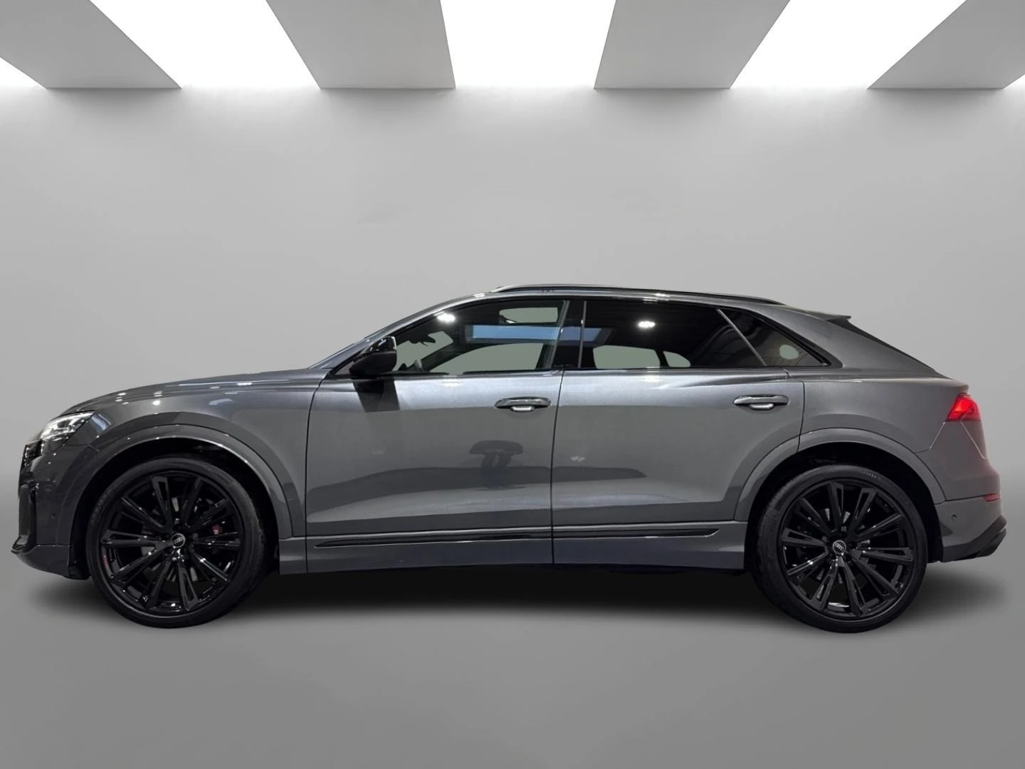 Audi SQ8 TFSI/FACELIFT/B&O/S-SEATS/PANO/360/HEAD UP/23/ - изображение 3