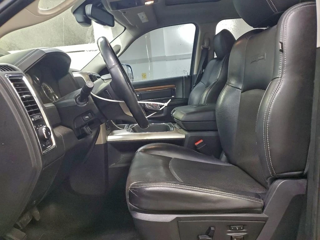 Dodge RAM 1500 * LARAMIE * CARFAX *  - изображение 7