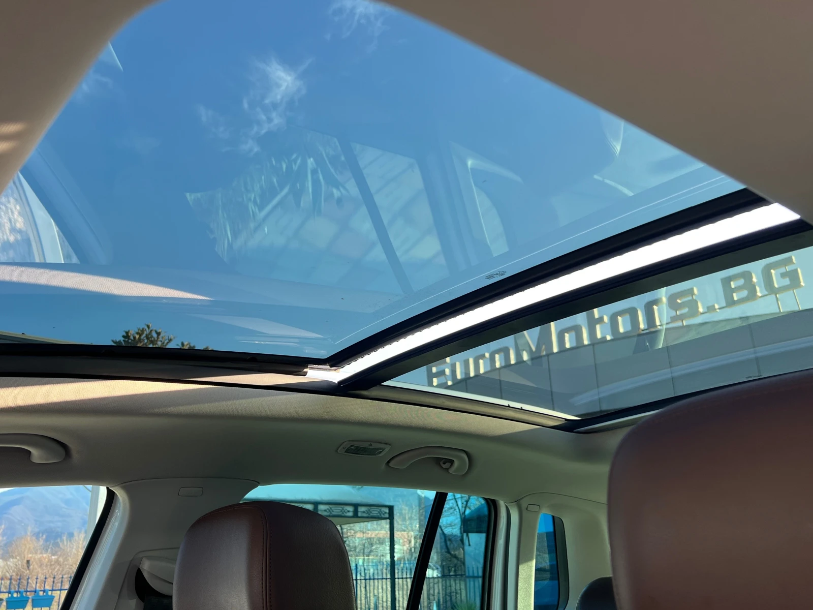 VW Tiguan 2.0TDI, 4-MOTION-FULL SERVICE VW-ТОП СЪСТОЯНИЕ!!!!, снимка 16 - Автомобили и джипове - 53772029