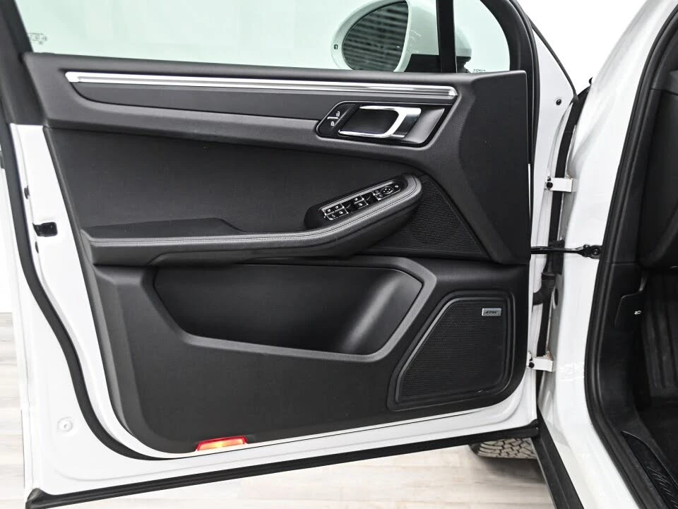 Porsche Macan AWD * АЛКАНТАРА * Подгрев , снимка 7 - Автомобили и джипове - 54492358