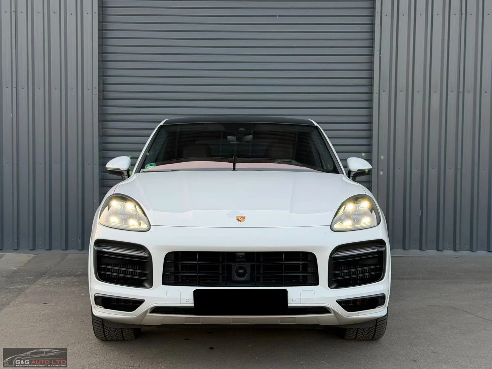 Porsche Cayenne GTS/460HP/COUPE/PANO/360/MEMO/HUD/BOSE/CPLAY/357q, снимка 2 - Автомобили и джипове - 54713914