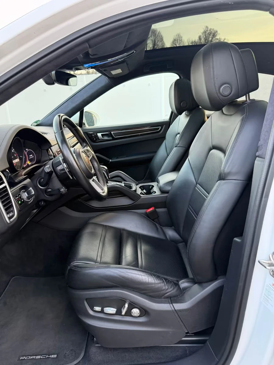 Porsche Cayenne GTS/460HP/COUPE/PANO/360/MEMO/HUD/BOSE/CPLAY/357q, снимка 7 - Автомобили и джипове - 54713914