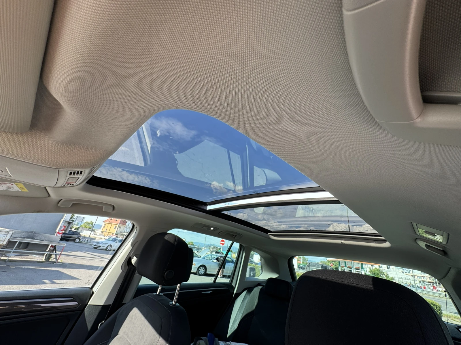 VW Tiguan, снимка 13 - Автомобили и джипове - 55233115