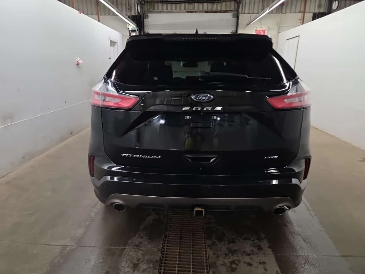 Ford Edge TITANIUM| 360CAM| PANO| ОБДУХВАНЕ| ПАМЕТ| , снимка 5 - Автомобили и джипове - 55262797