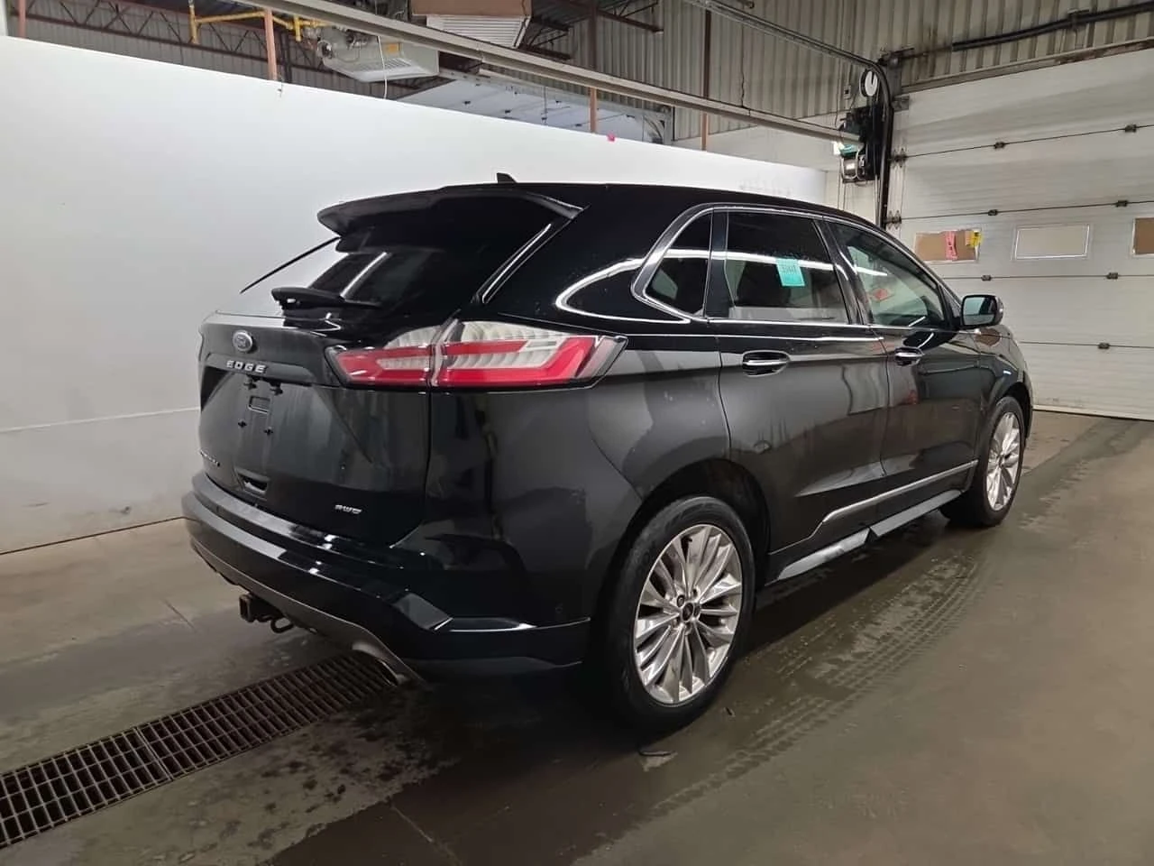 Ford Edge TITANIUM| 360CAM| PANO| ОБДУХВАНЕ| ПАМЕТ| , снимка 3 - Автомобили и джипове - 55262797