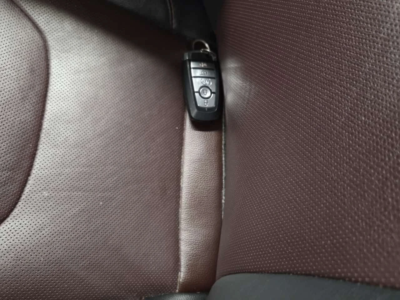 Ford Edge TITANIUM| 360CAM| PANO| ОБДУХВАНЕ| ПАМЕТ| , снимка 17 - Автомобили и джипове - 55262797