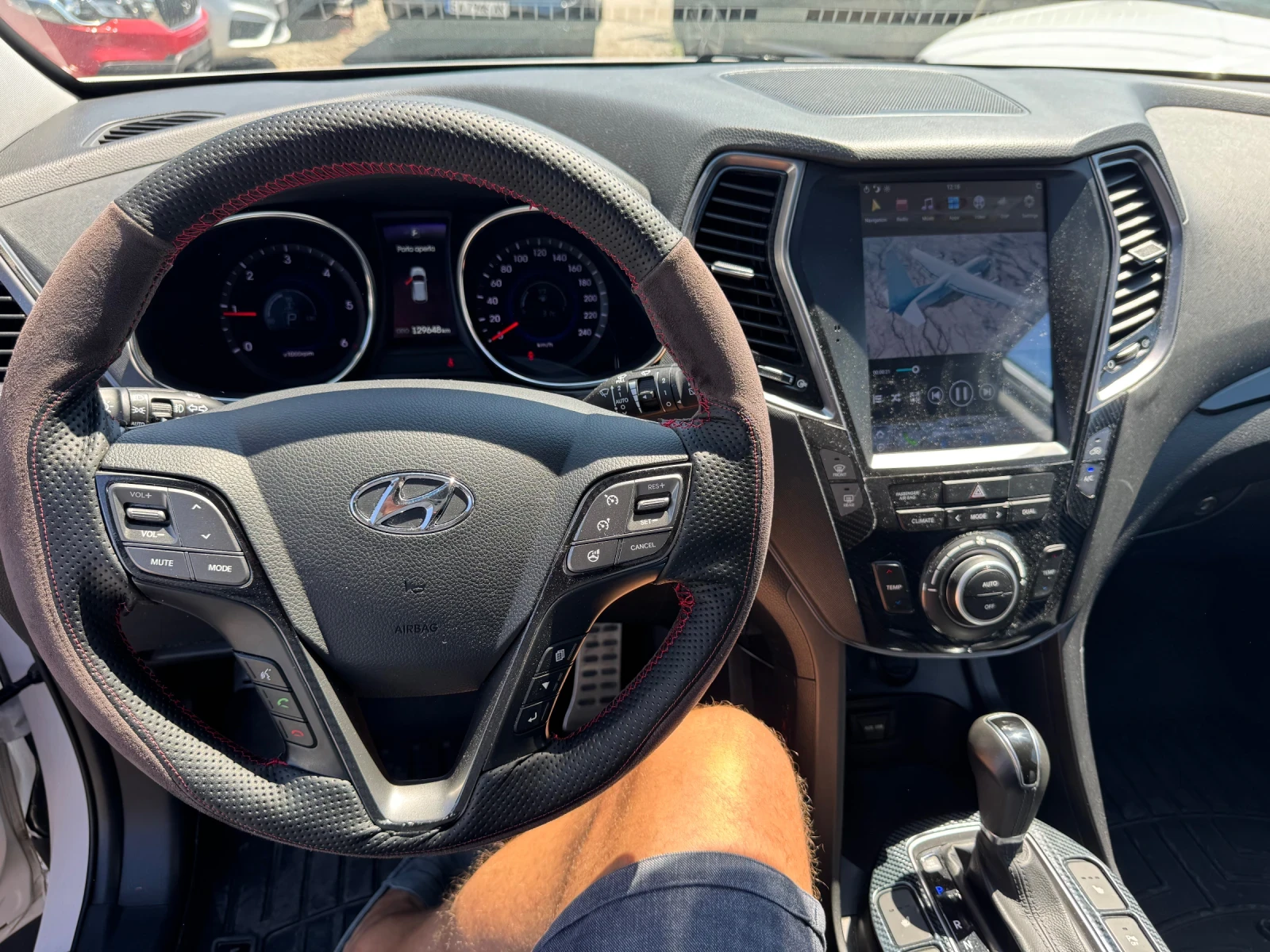 Hyundai Santa fe 129000km* 2.2crdi 4WD 197hp* КОЖА* КАМЕРА* CAR PLA, снимка 4 - Автомобили и джипове - 55694004