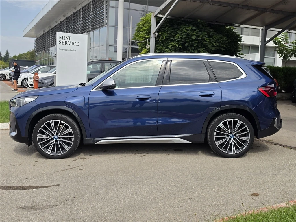 BMW X1 xDrive30e, снимка 3 - Автомобили и джипове - 56010311
